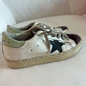 White Hi-Star sneakers with glittery insert and black star